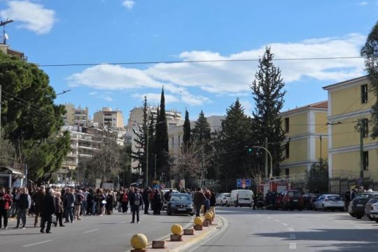 Τηλεφώνημα στην «Εφ.Συν.» για βόμβα - Εκκενώνονται τα δικαστήρια της Ευελπίδων